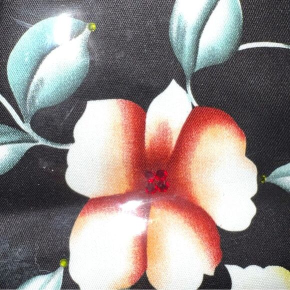 Adorable black patten leather look satchel white clasp closure! - Picture 14 of 17